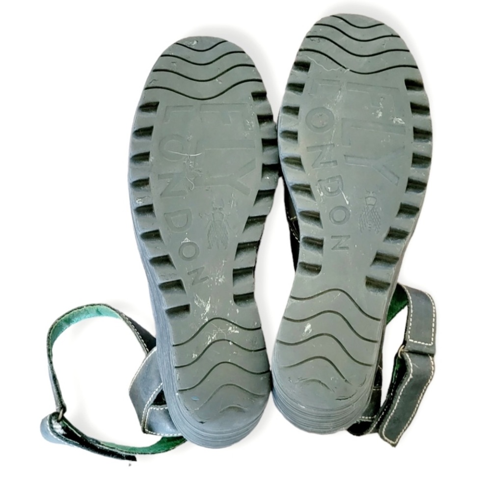 FLY LONDON Yisa Gray Strappy Wedge Sandal - 41/10 - Picture 9 of 12
